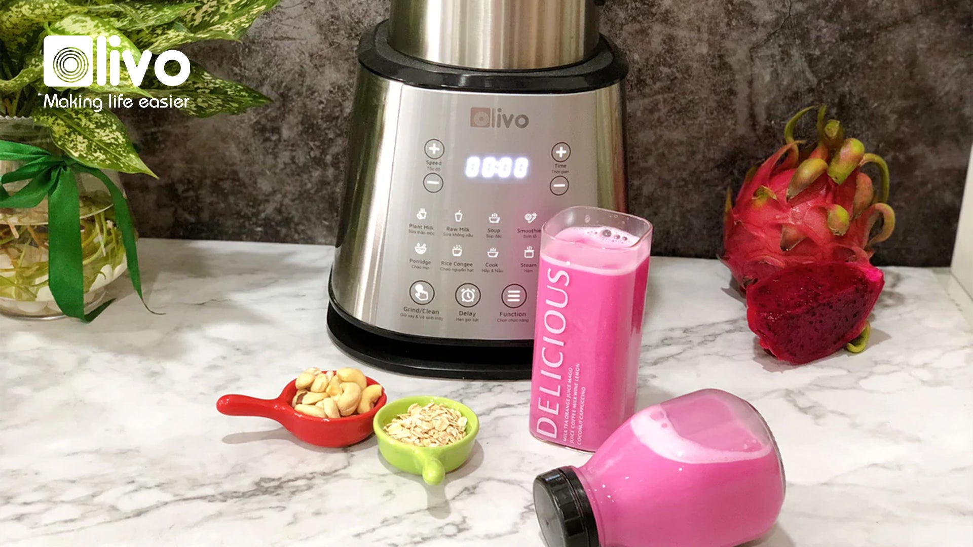 Bắt mắt với món sữa hạt điều yến mạch mix thanh long đỏ