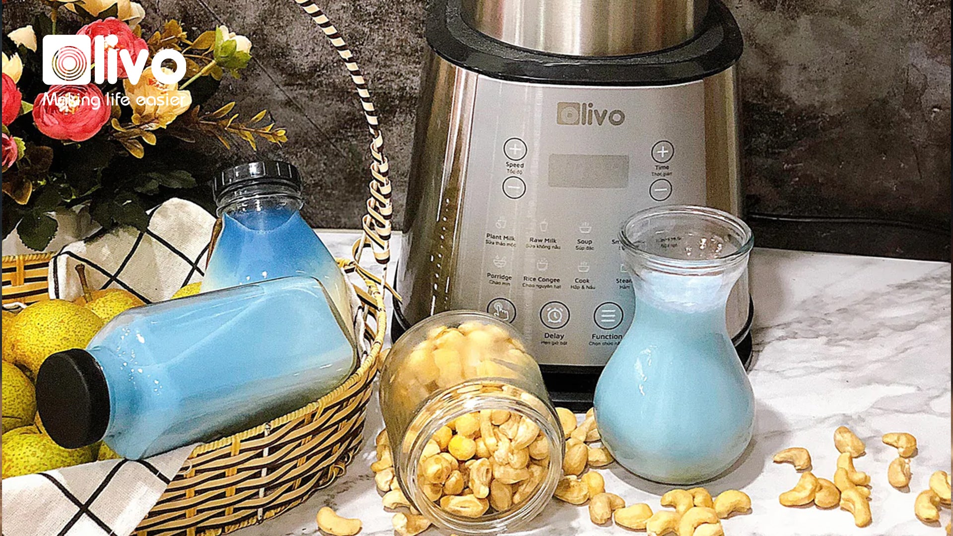 Tự làm món sữa hạt sen hạt điều mix hoa đậu biếc vừa ngon vừa bắt mắt